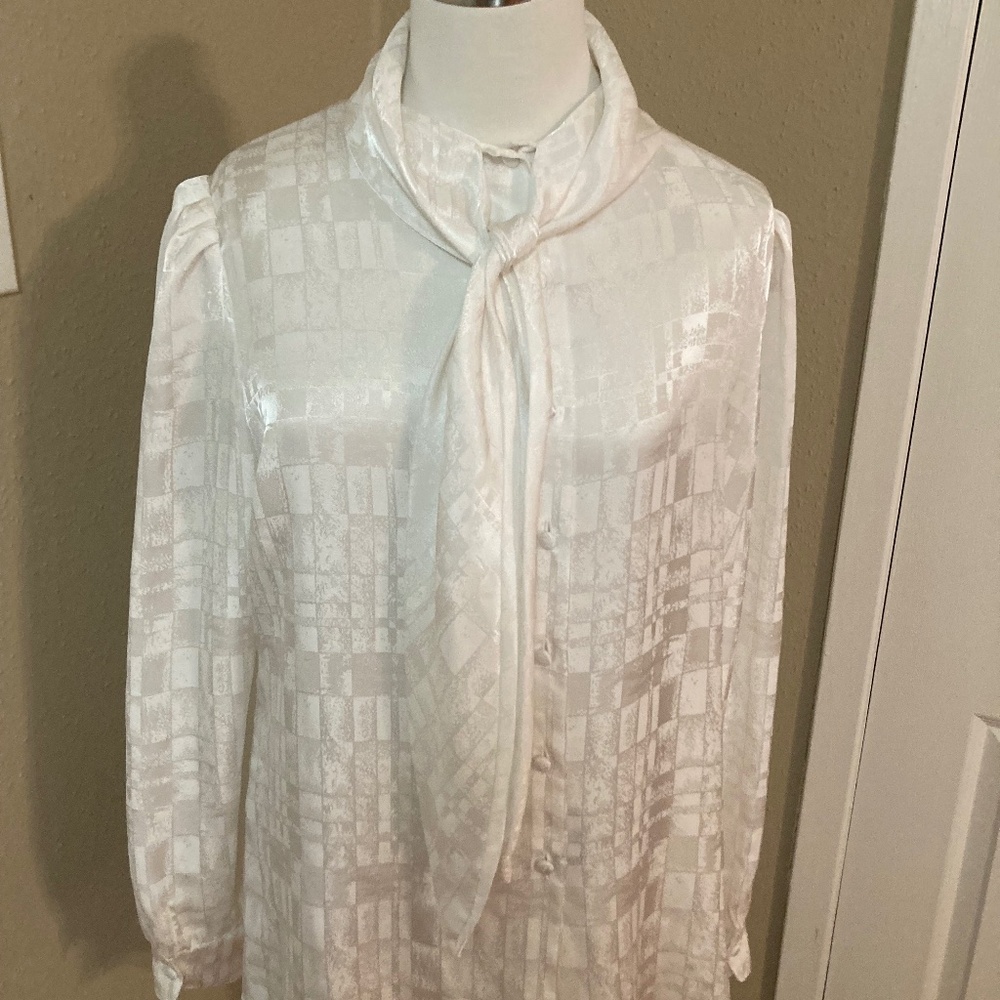 ST. JOHN White Blouse